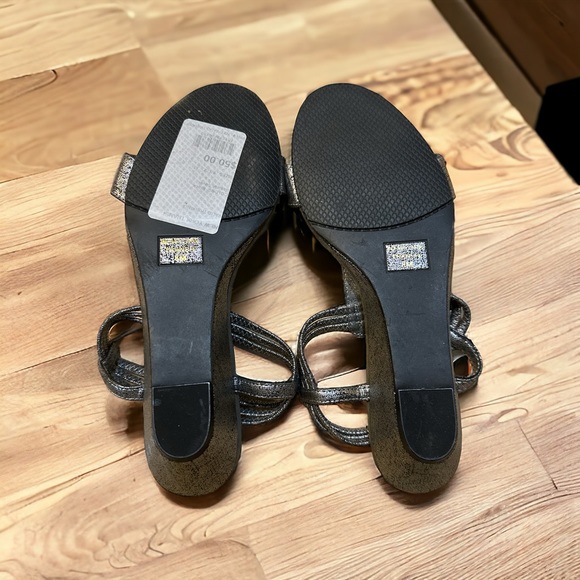New York Transit Gunmetal Sandal - Picture 2 of 2